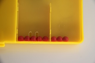 Split Box. with 20 red balls