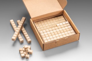 Hundred Box in natural colours 10 x 10cm (29 pcs) RE-Wood®