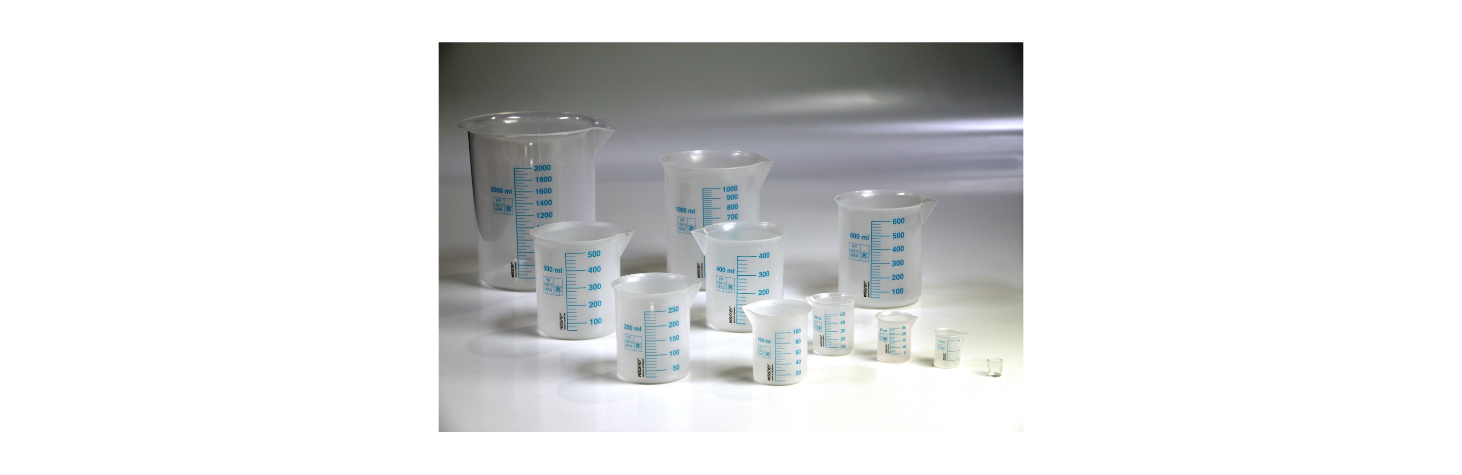 Wissner® active learning - Beaker Set with blue scale (11 pcs) RE-Plastic®