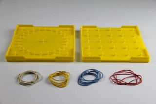 Geoboard small double sided yellow