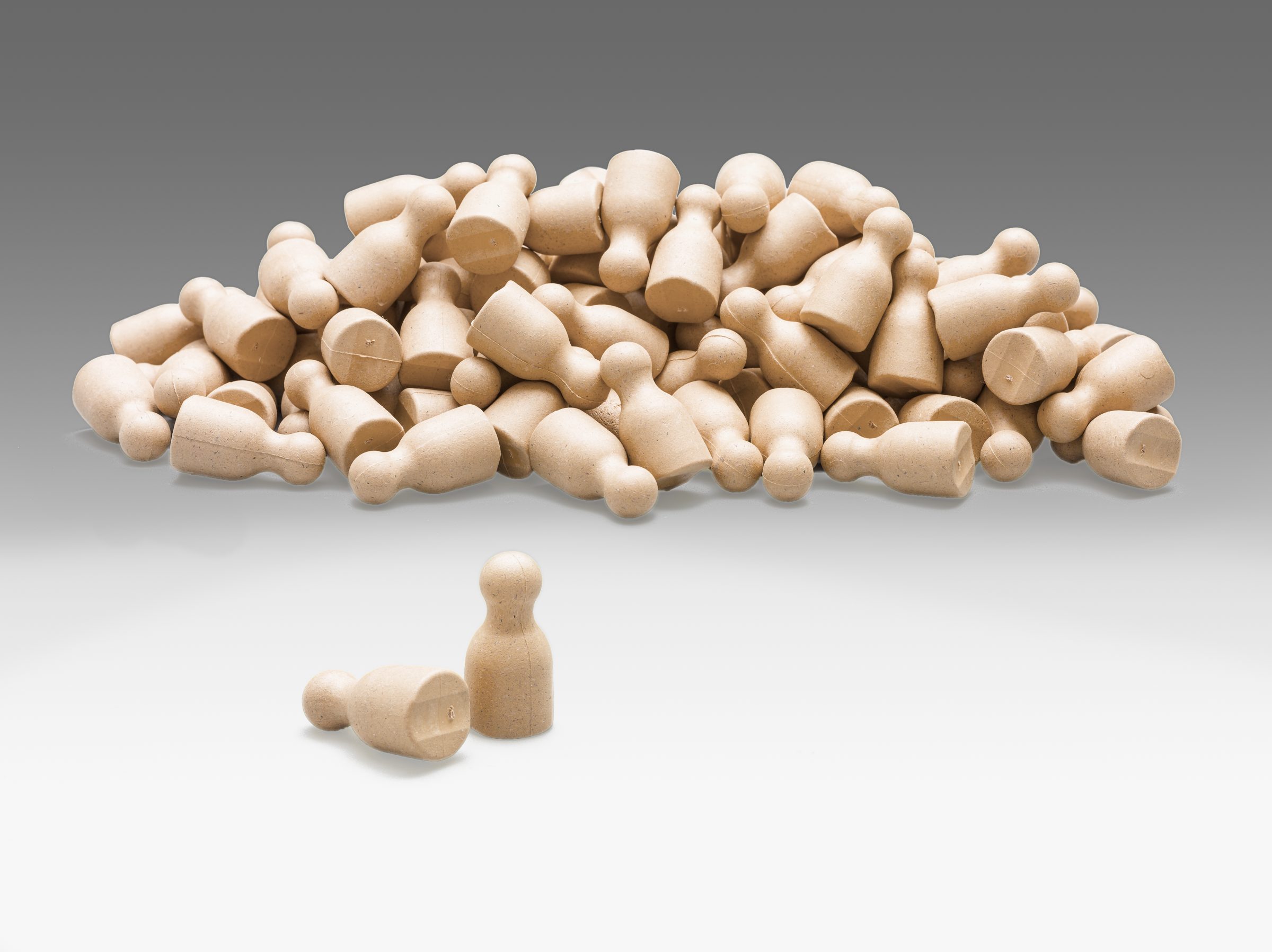 200225.000  100 Spielfiguren naturfarben