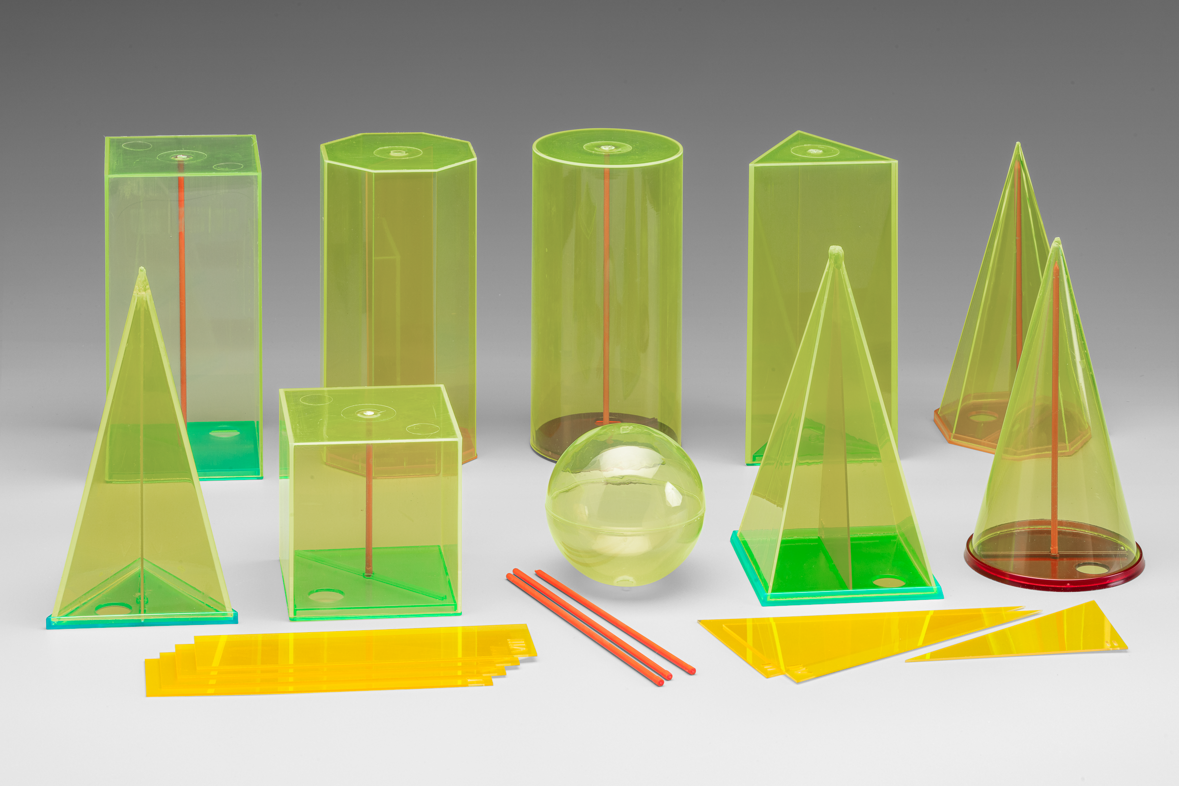 039510.000 Körperformensatz 15cm 10 Geokörper mit Schnitten und Mittelachsen (38 Teile)