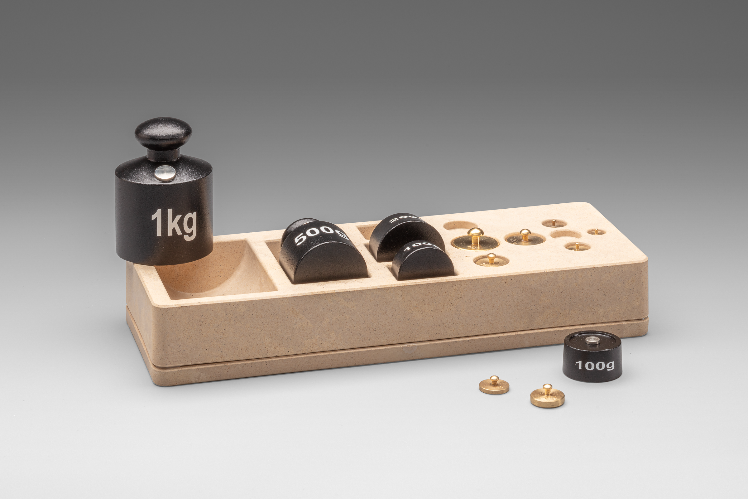 072427.000 Gewichtssatz 1kg 12 Gewichte im RE-Wood®-Block